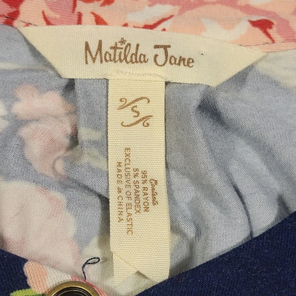 Matilda Jane Be Bold Romper Navy‎ Pink Floral Print Short Sleeve Women's Small